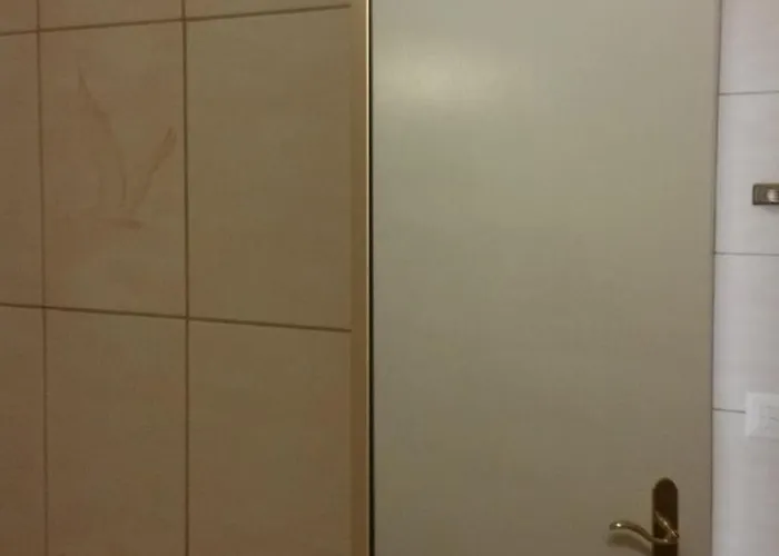 Gaestezimmer ホームステイ *